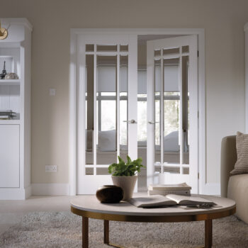 White-Manhattan-Glazed-9L-Pair-LifeStyle